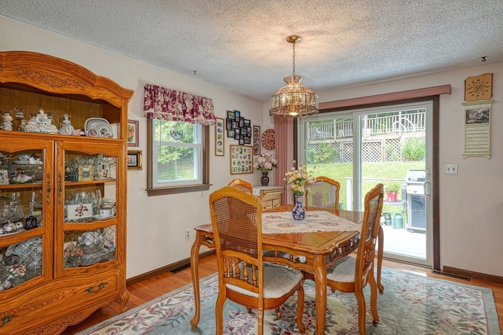 49 Summer Hill Road Maynard, MA 01754 - Photo 7 of 32