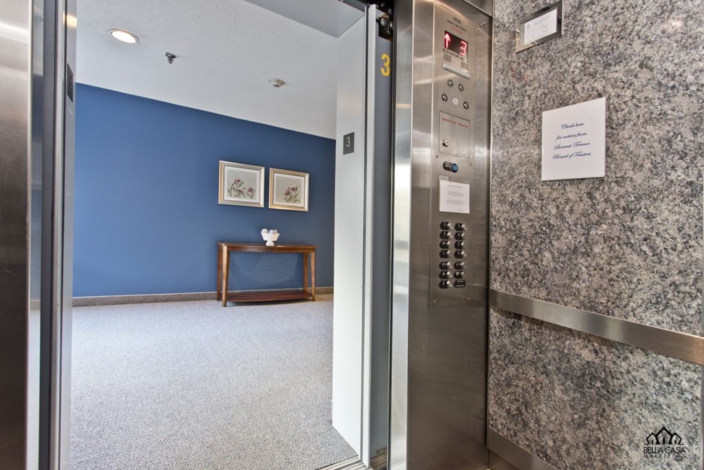 4 Summit Drive, Unit 201 Reading, MA 01867 - Photo 35 of 36