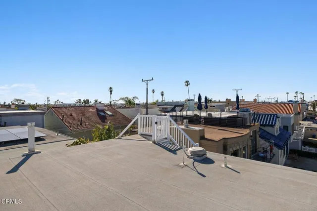 $1,395,000 | 2825 Panama Drive, Oxnard, CA 93035