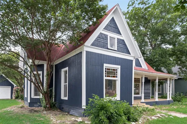 $279,000 | 309 Poplar Street, Italy, TX 76651