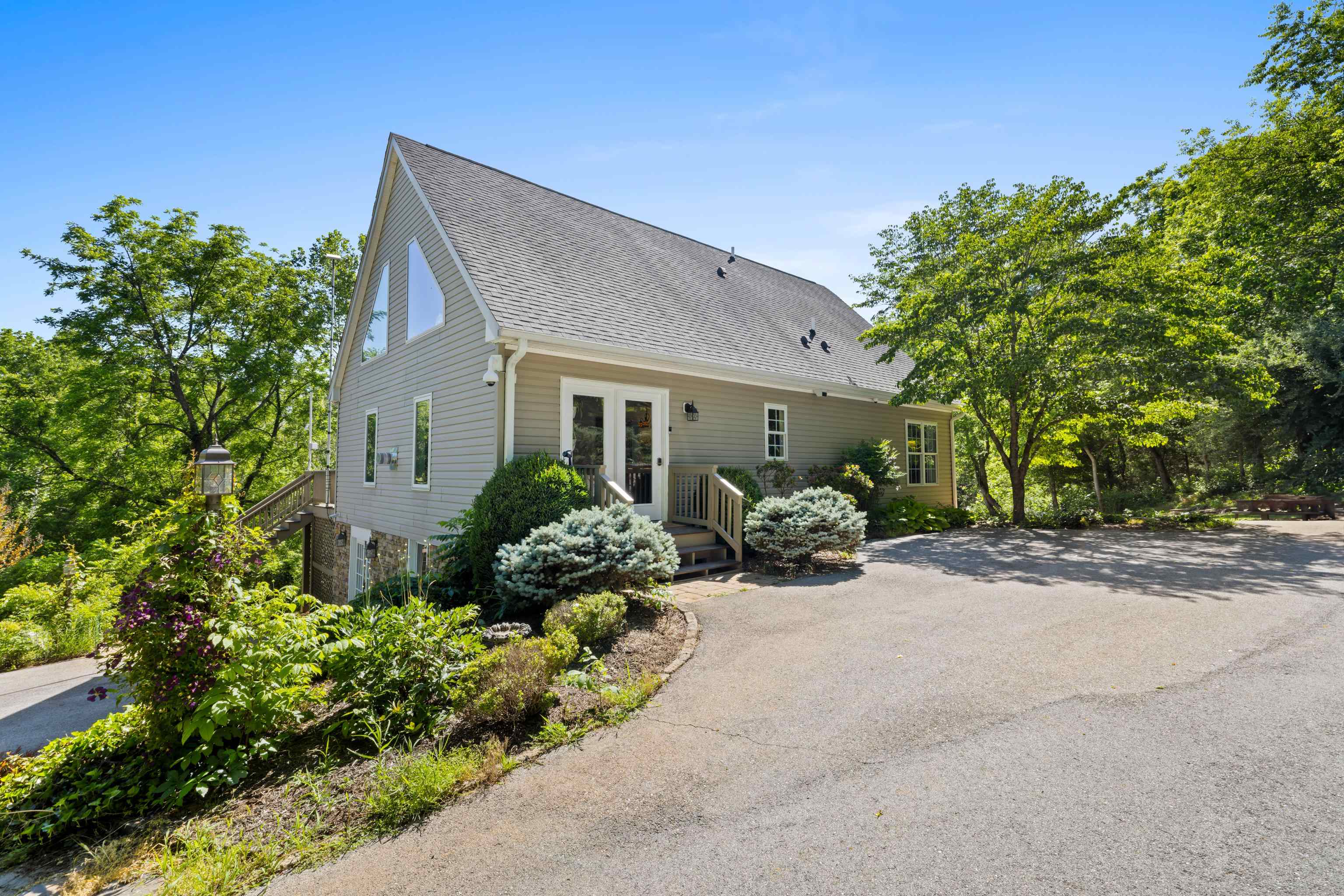 560 Agners Mill Road Lexington, VA 24450 - Photo 2 of 74
