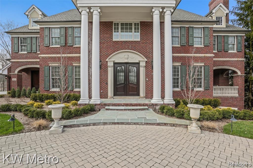 4640 Wind Ridge Court Rochester, MI 48306 - Photo 2 of 59