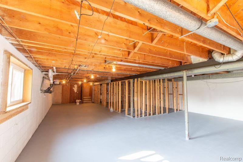 6302 Donaldson Road Troy, MI 48085 - Photo 22 of 22 07 basement 1.jpg