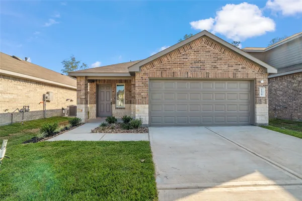 $1,800 | 5930 Hampton Valley Dr Spring, Spring, TX 77373