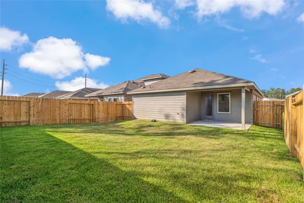 $1,800 | 5930 Hampton Valley Dr Spring, Spring, TX 77373