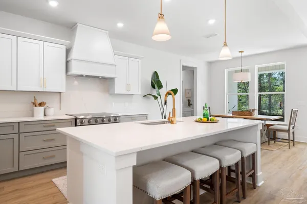 $664,900 | 5751 Dunbar Circle, Milton, FL 32583