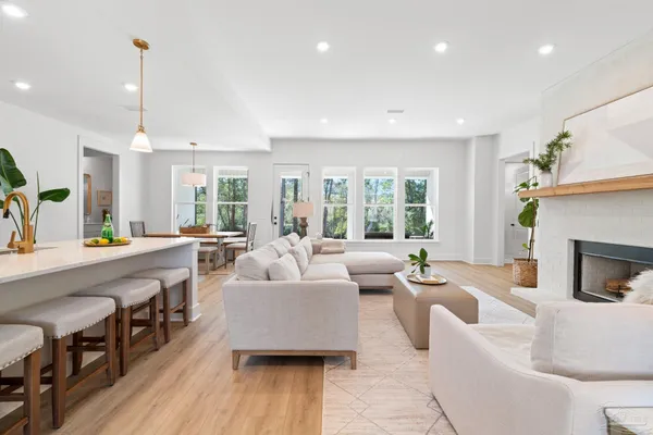 $664,900 | 5751 Dunbar Circle, Milton, FL 32583