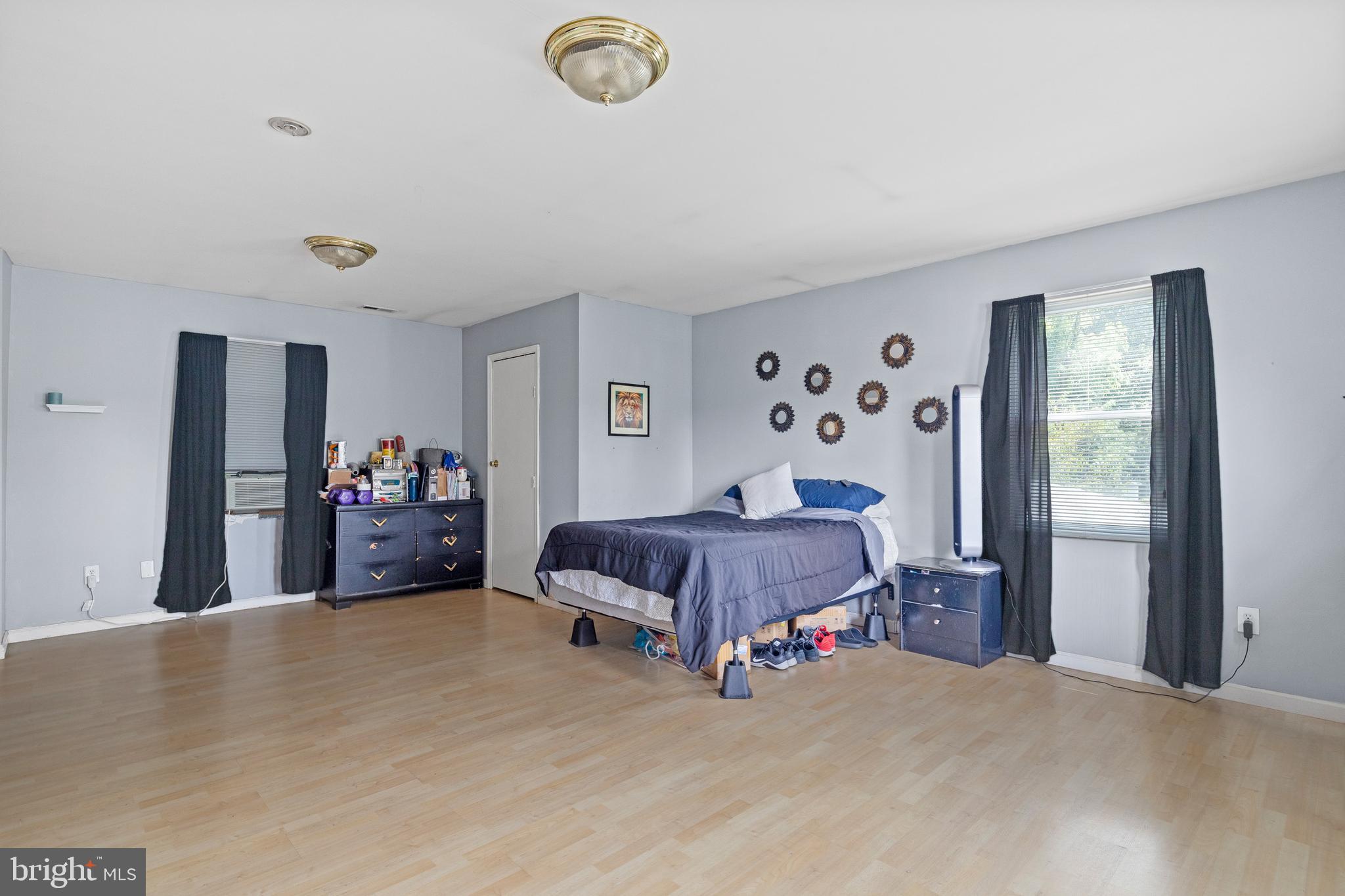 5943 Sneed Drive Deale, MD 20751 - Photo 17 of 38 Upper level bedroom #3