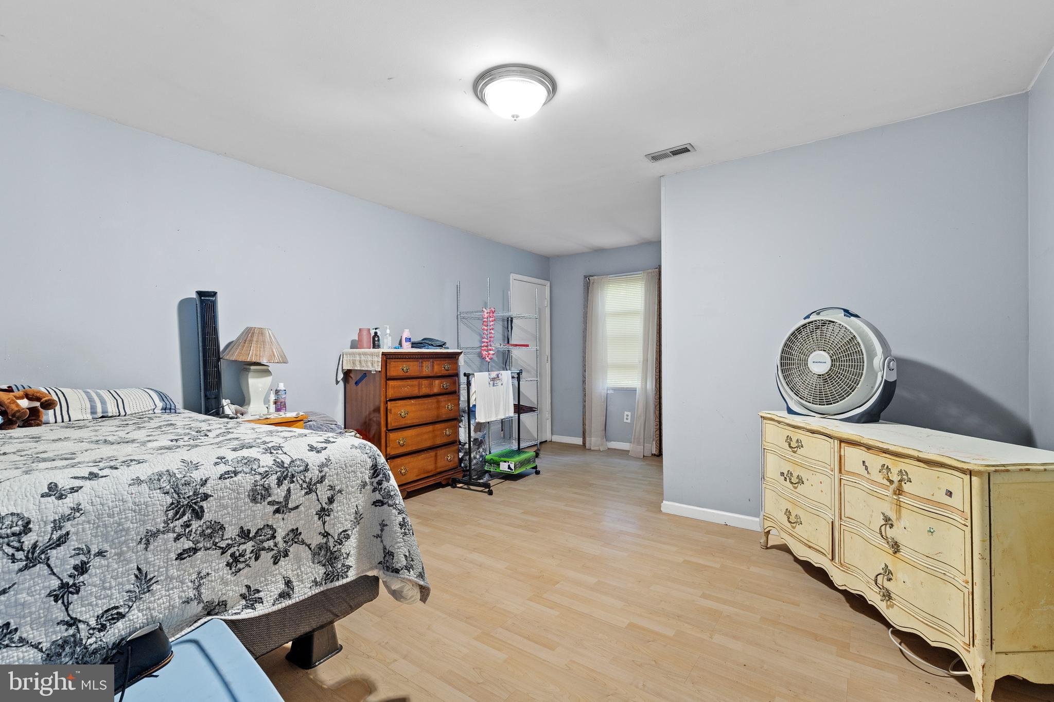 5943 Sneed Drive Deale, MD 20751 - Photo 20 of 38 Upper level bedroom #4