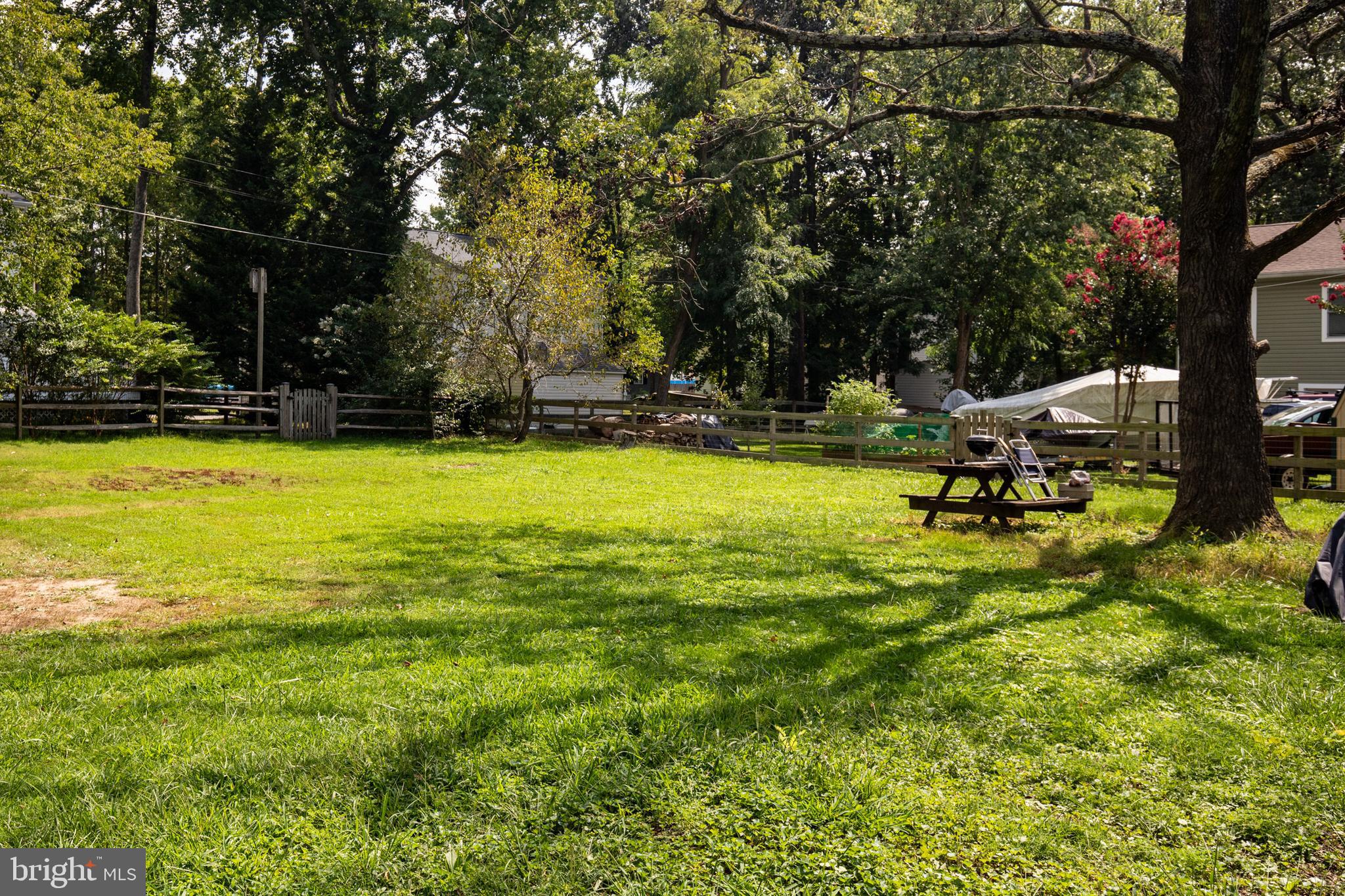 5943 Sneed Drive Deale, MD 20751 - Photo 5 of 38 Yard