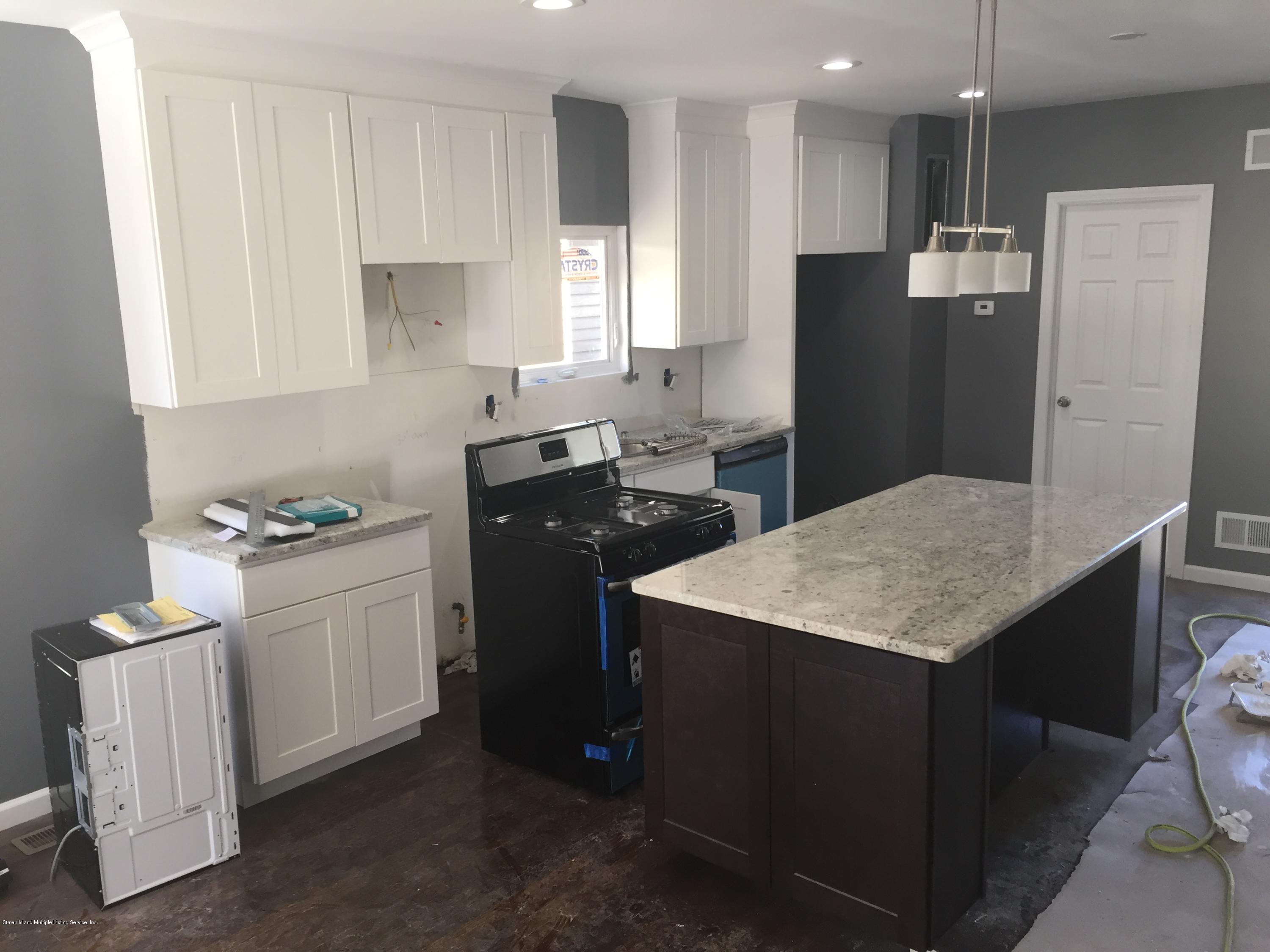 57 Roff Street Staten Island, NY 10304 - Photo 3 of 20 57 Roff St 3