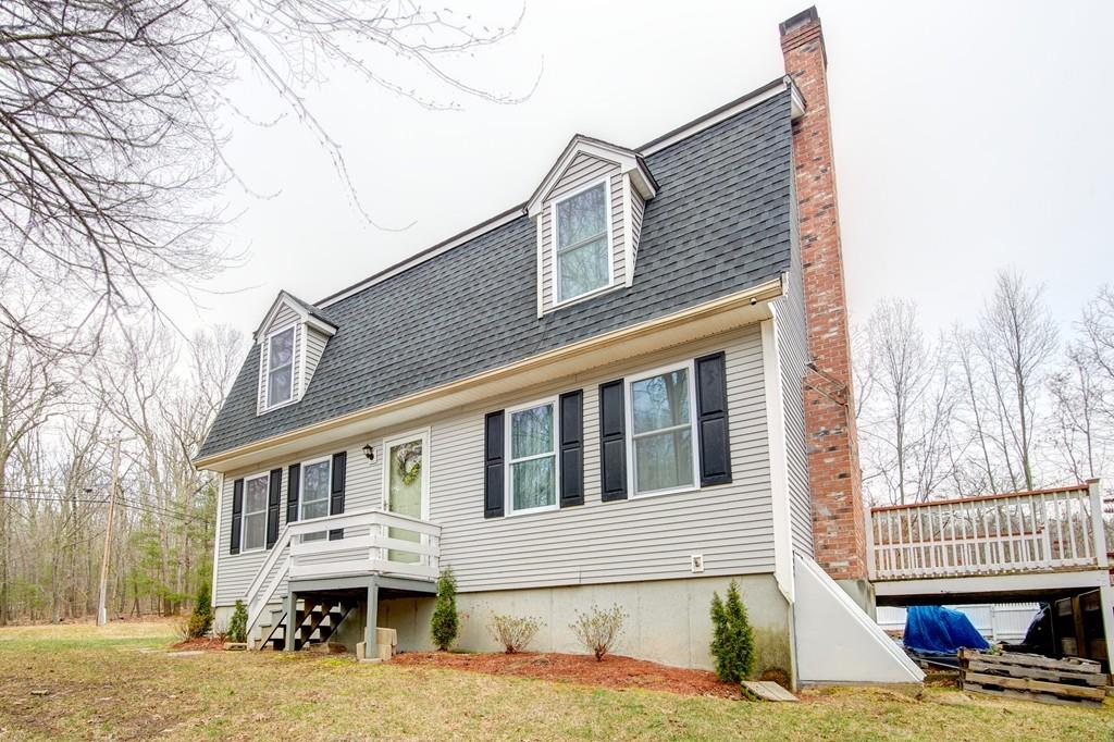 15 Old Douglas Road Webster, MA 01570 - Photo 1 of 18
