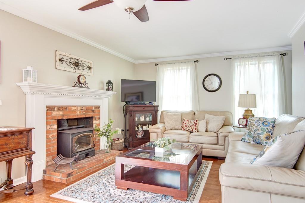 15 Old Douglas Road Webster, MA 01570 - Photo 8 of 18