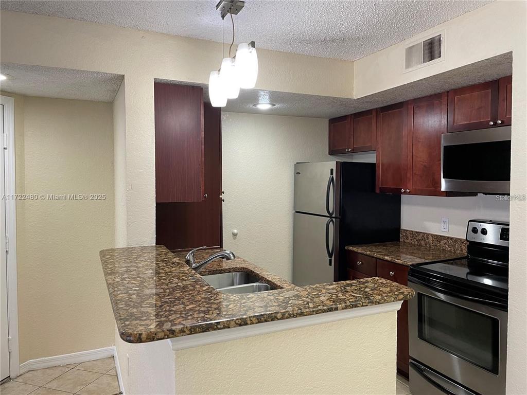 5160 Conroy Road, Unit 1414 Orlando, FL 32811 - Photo 3 of 34
