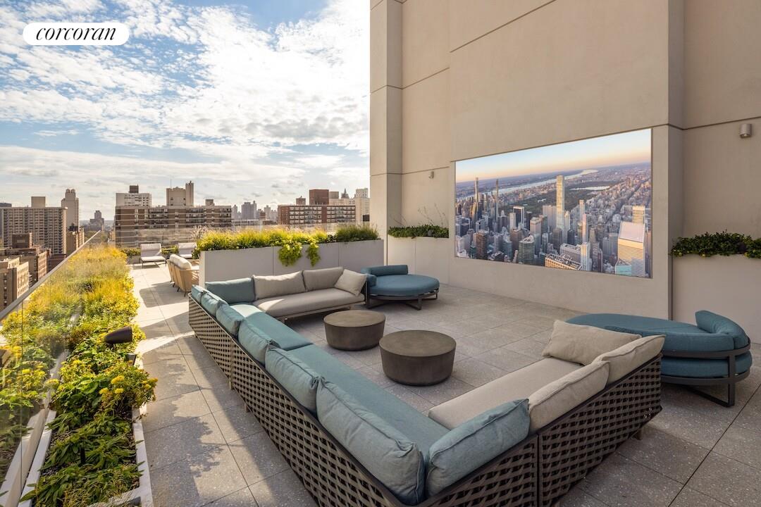 250 West 96th Street, Unit 5A Manhattan, NY 10025 - Photo 38 of 43 Gallery Image 38