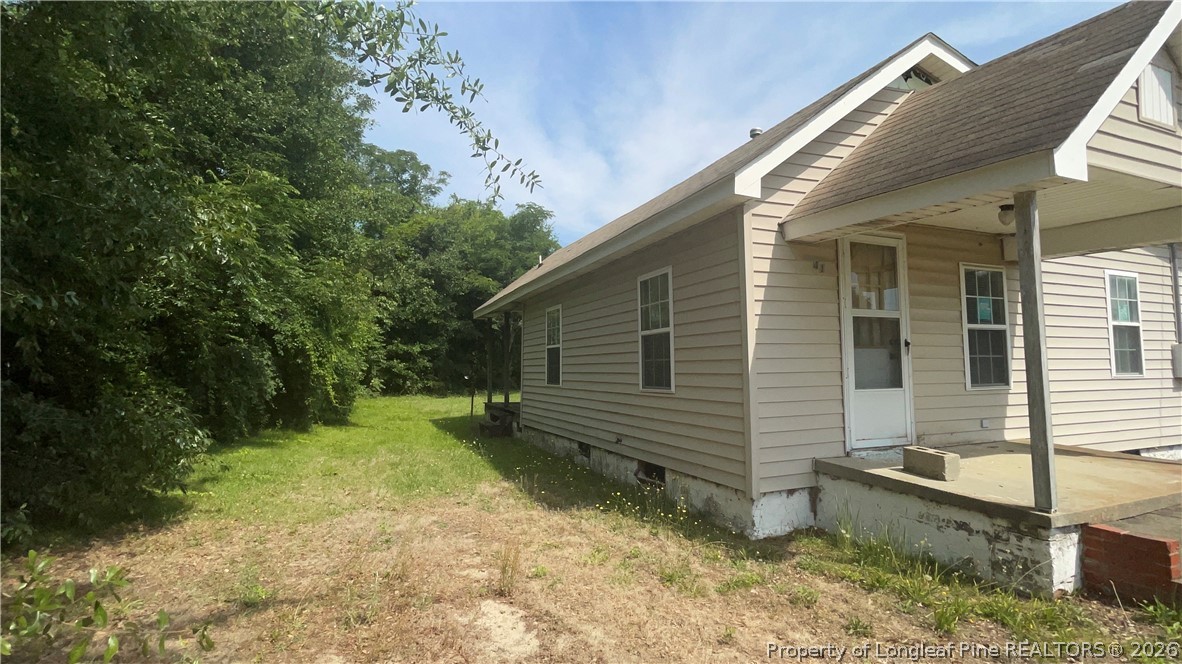 7441 3rd Street Wade, NC 28395 - Photo 3 of 9