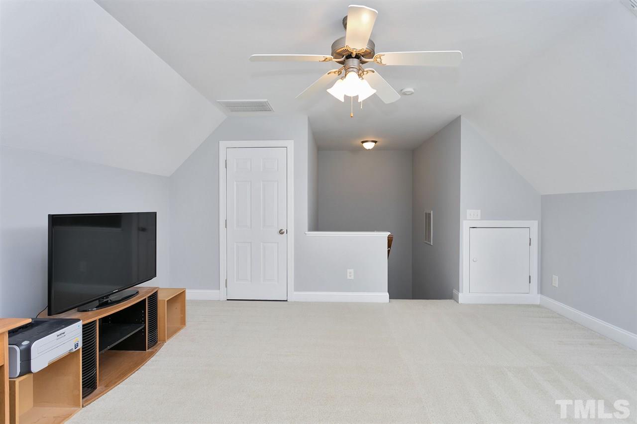 103 Roundtop Road Cary, NC 27519 - Photo 23 of 25 Gallery Image 23