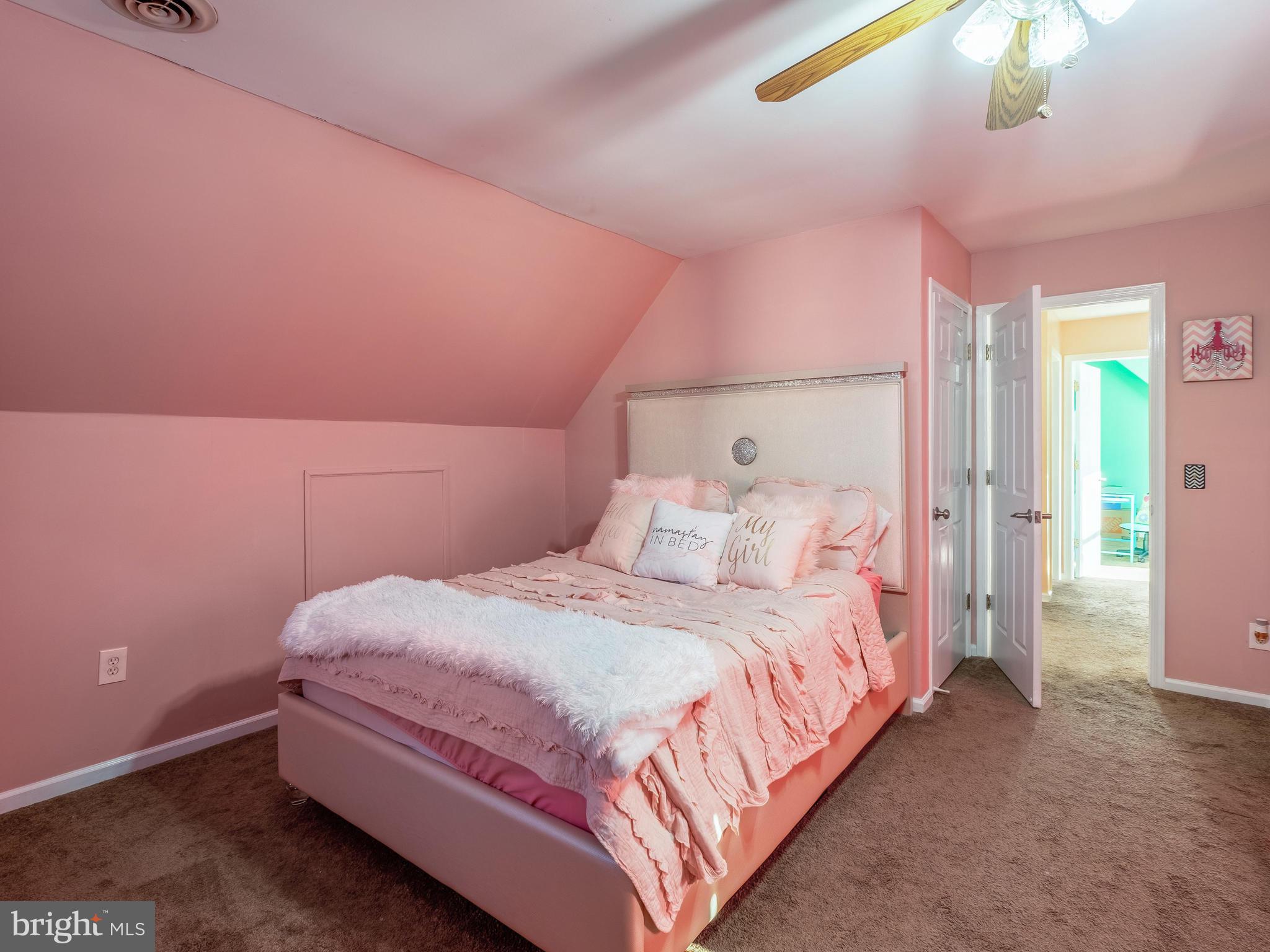 17 Hobbs Road Hamilton, NJ 08619 - Photo 18 of 36