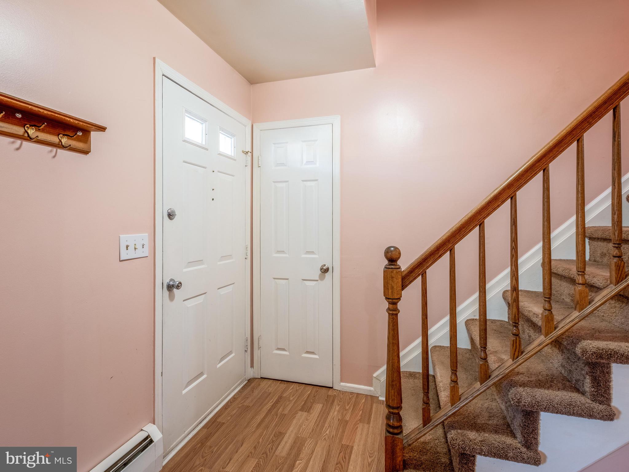 17 Hobbs Road Hamilton, NJ 08619 - Photo 3 of 36