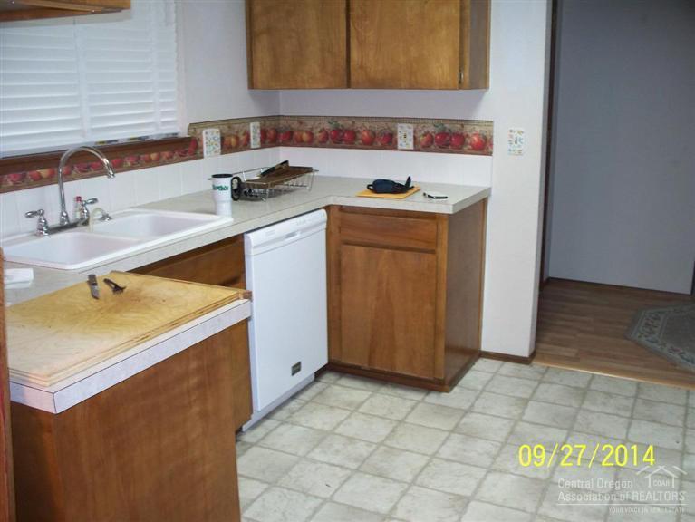 30447 Santiam River Road Lebanon, OR 97355 - Photo 4 of 8 Additional Photo