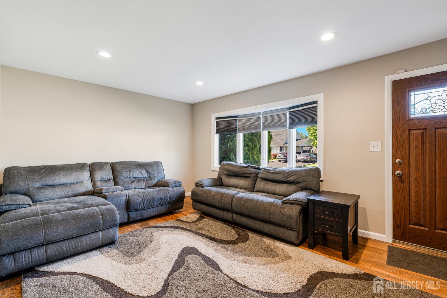 420 Decatur Avenue Middlesex, NJ 08846 - Photo 6 of 26