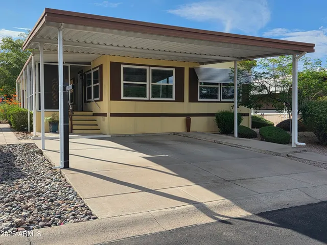 $115,000 | 2233 East Behrend Drive, Unit 219, Phoenix, AZ 85024