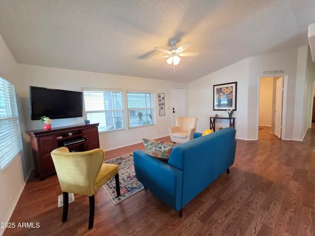 $115,000 | 2233 East Behrend Drive, Unit 219, Phoenix, AZ 85024