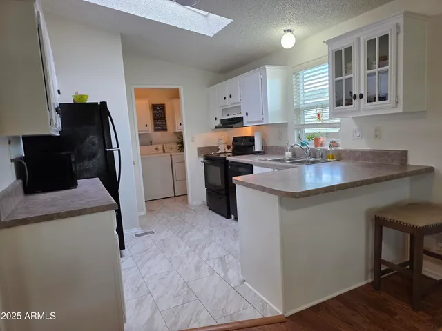 $115,000 | 2233 East Behrend Drive, Unit 219, Phoenix, AZ 85024