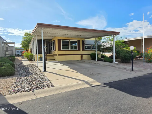 $115,000 | 2233 East Behrend Drive, Unit 219, Phoenix, AZ 85024
