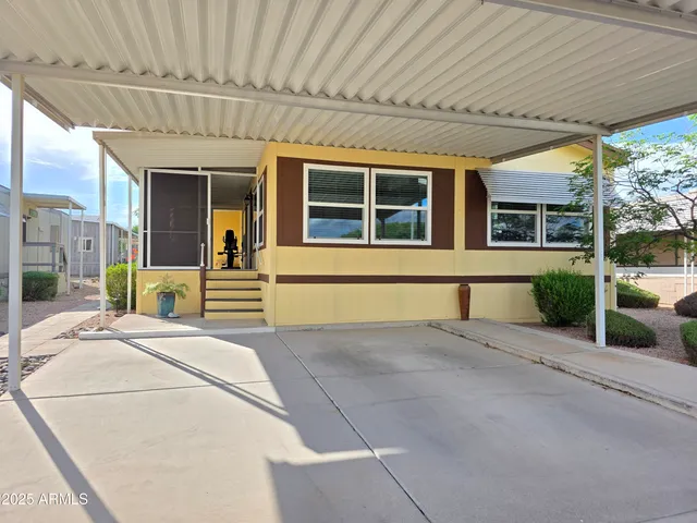 $115,000 | 2233 East Behrend Drive, Unit 219, Phoenix, AZ 85024