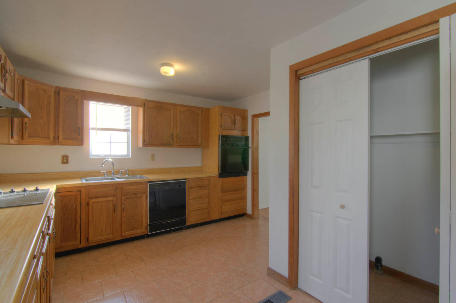 2104 Sandusky Road Knoxville, TN 37912 - Photo 9 of 23 Kit1