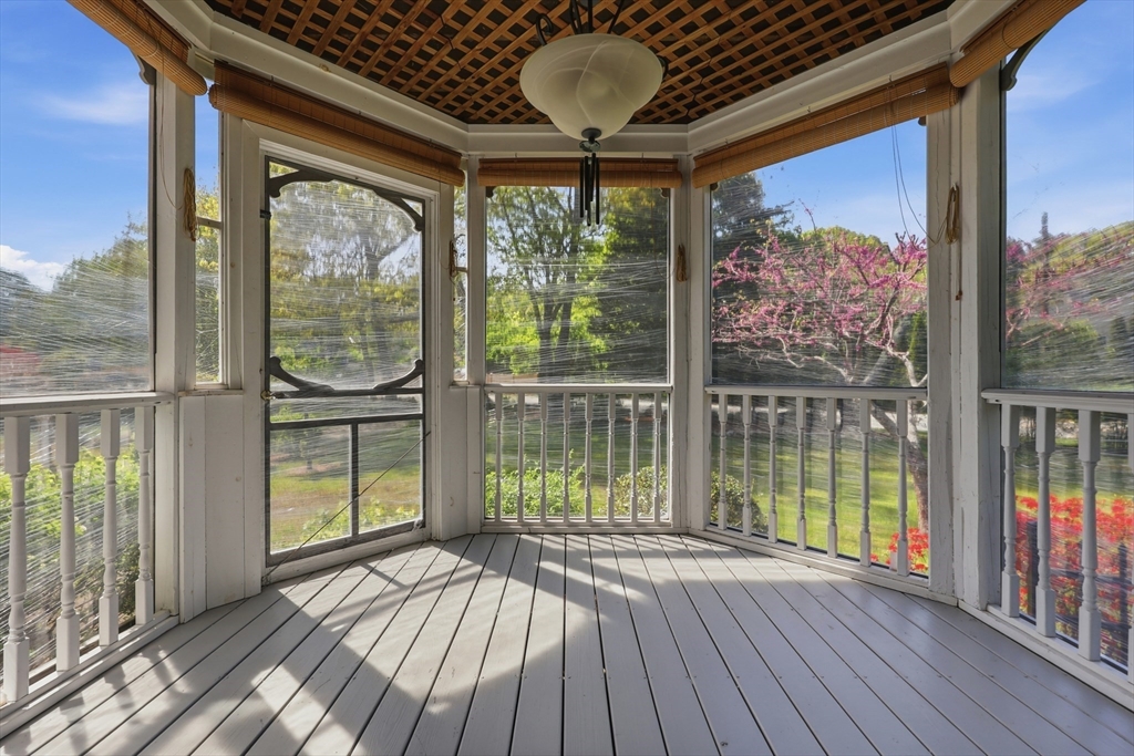459 North Street Georgetown, MA 01833 - Photo 38 of 41