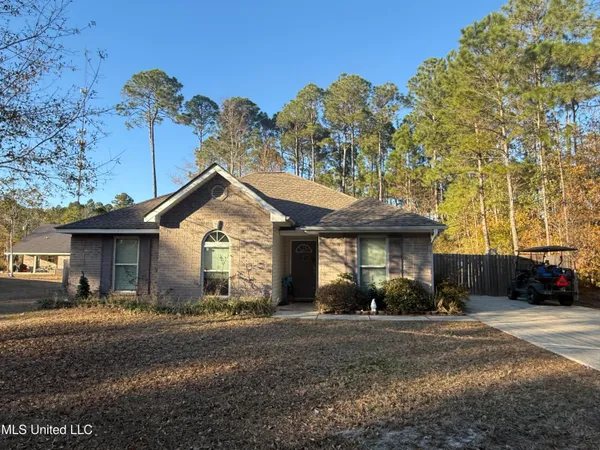 $1,800 | 230 Music Street, Waveland, MS 39576