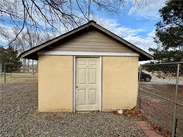 $210,000 | 6047 Suits Road, Archdale, NC 27263