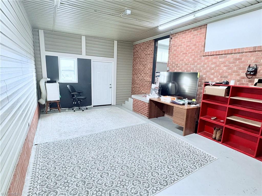 6047 Suits Road Archdale, NC 27263 - Photo 10 of 22