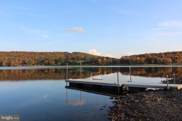 $474,700 | 442 Grosbeak Drive, Terra Alta, WV 26764
