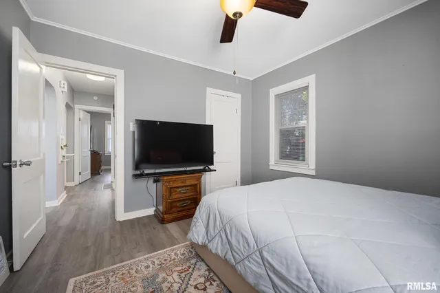 $189,000 | 329 South Nelson Avenue, Morton, IL 61550