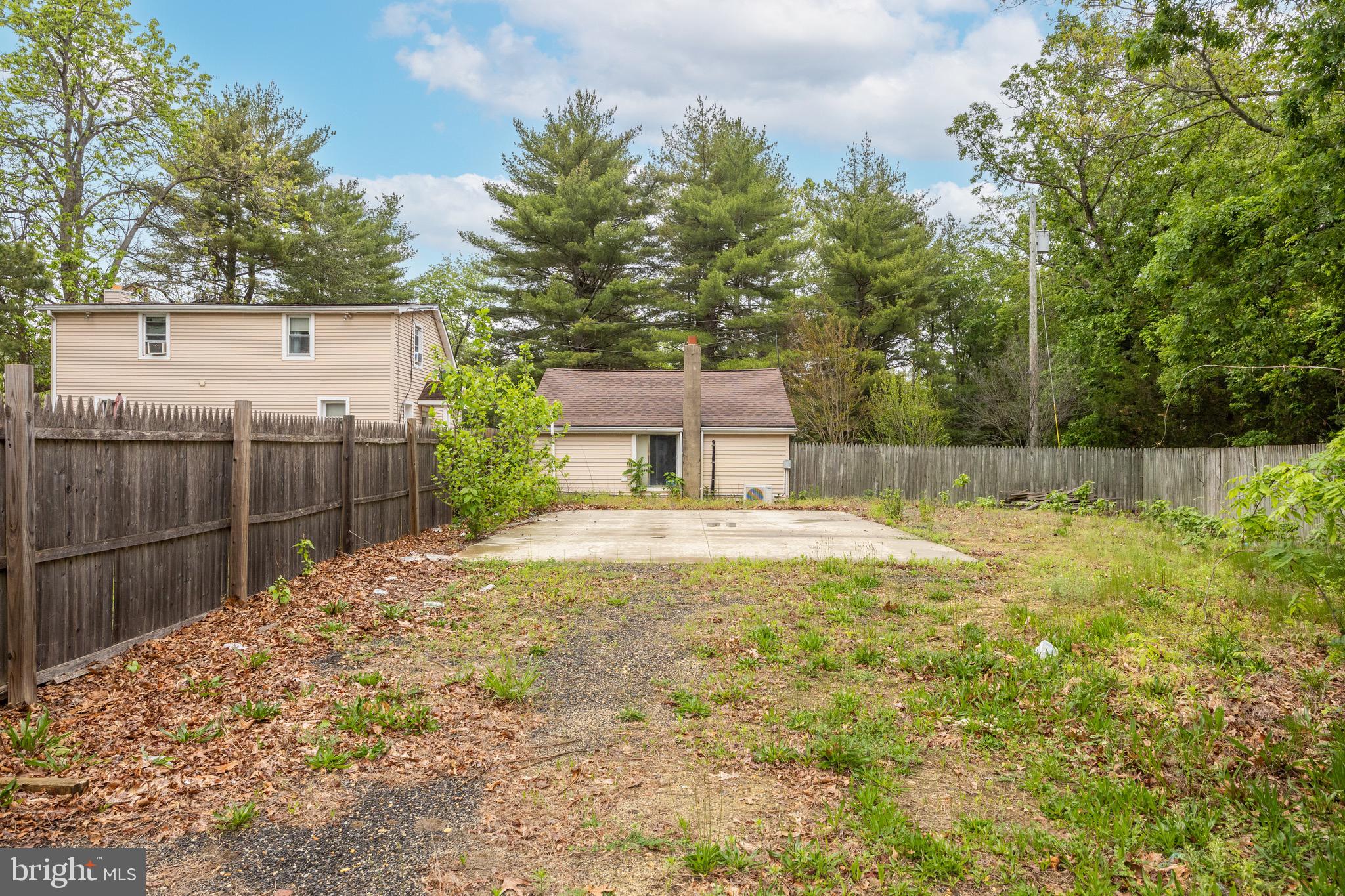 687 Jackson Road Atco, NJ 08004 - Photo 13 of 20 a house view with a backyard space