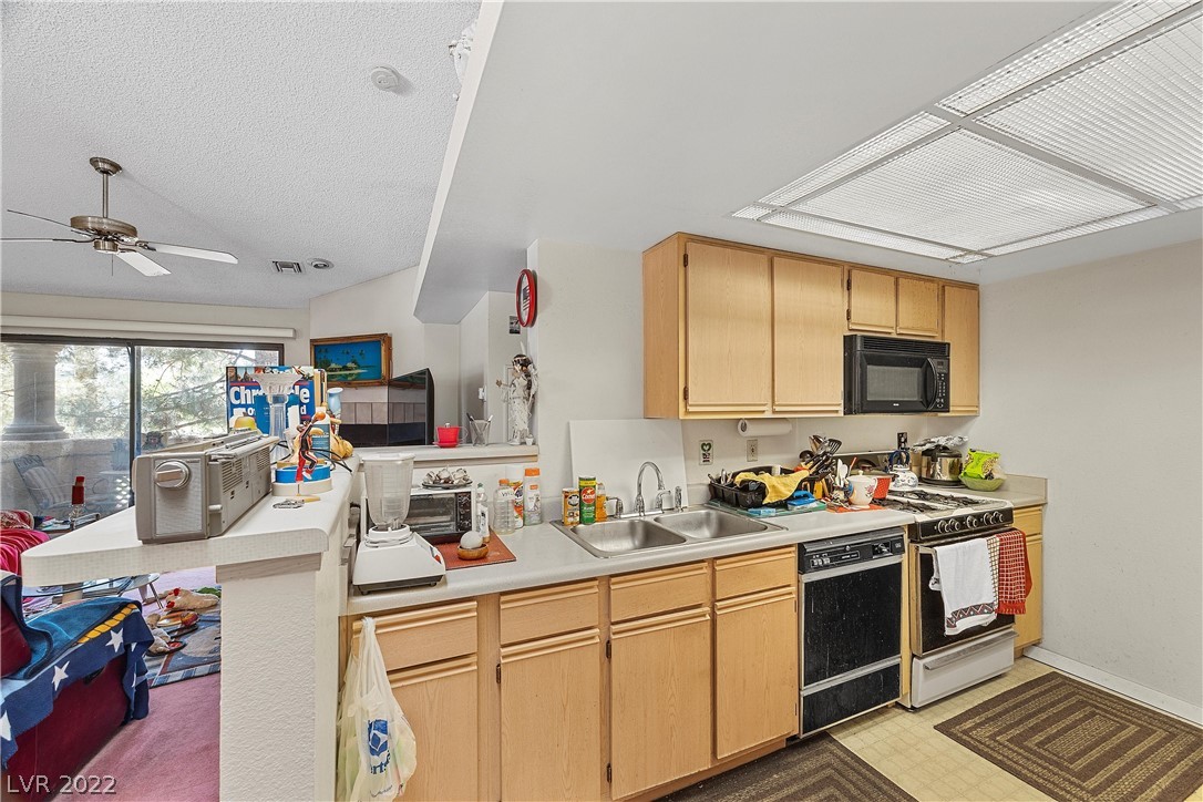 2995 East Sunset Road, Unit 214 Las Vegas, NV 89120 - Photo 10 of 23 Gallery Image 10