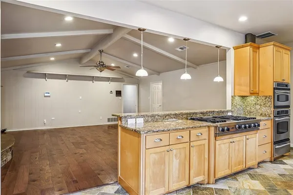 $550,000 | 2121 Fairfax Road, Denton, TX 76205