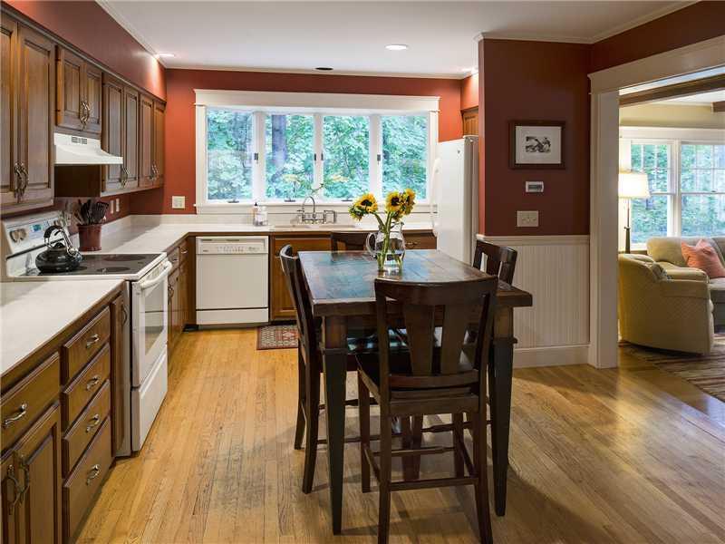 24 Wood Road Cape Elizabeth, ME 04107 - Photo 7 of 27 Kitchen.