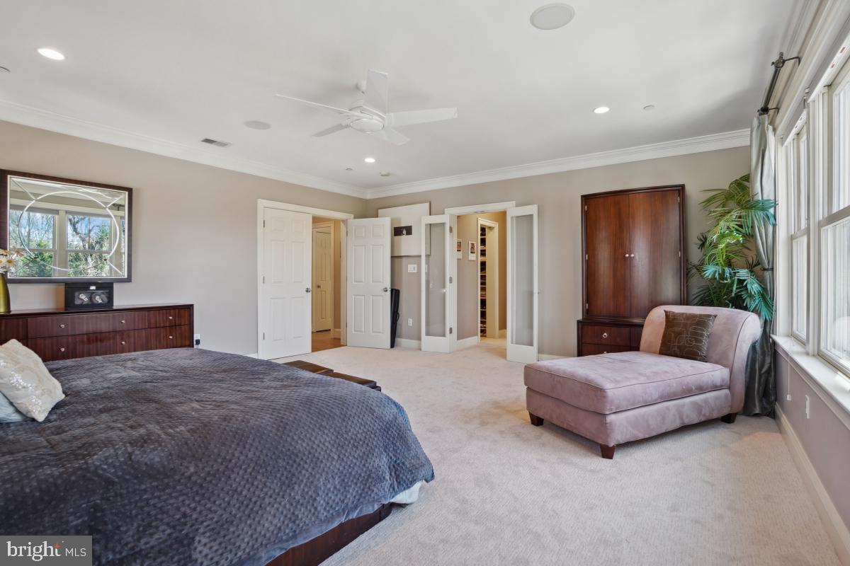 7804 Radnor Road Bethesda, MD 20817 - Photo 21 of 41 MASTER BEDROOM SUITE