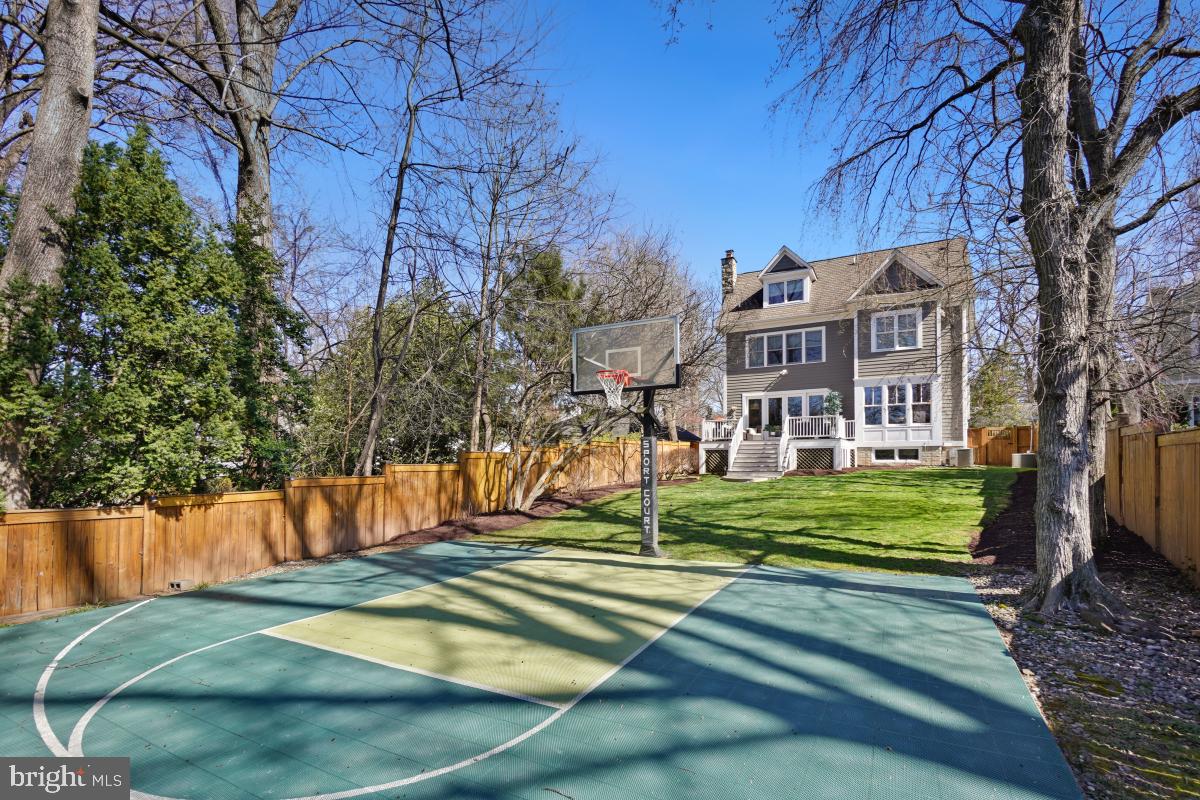 7804 Radnor Road Bethesda, MD 20817 - Photo 41 of 41 BACKYARD & SPORT COURT
