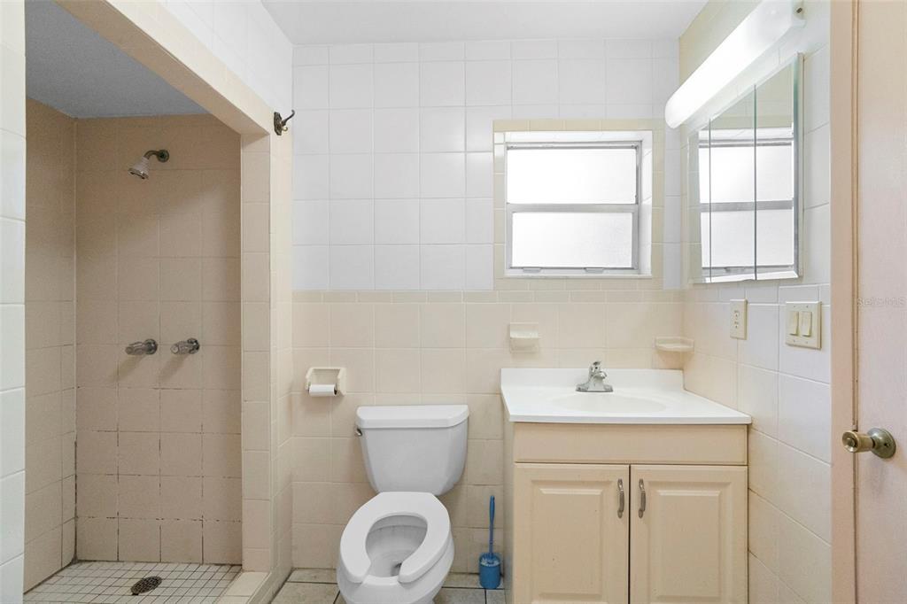 753 Glenwood Road DeLand, FL 32720 - Photo 11 of 56