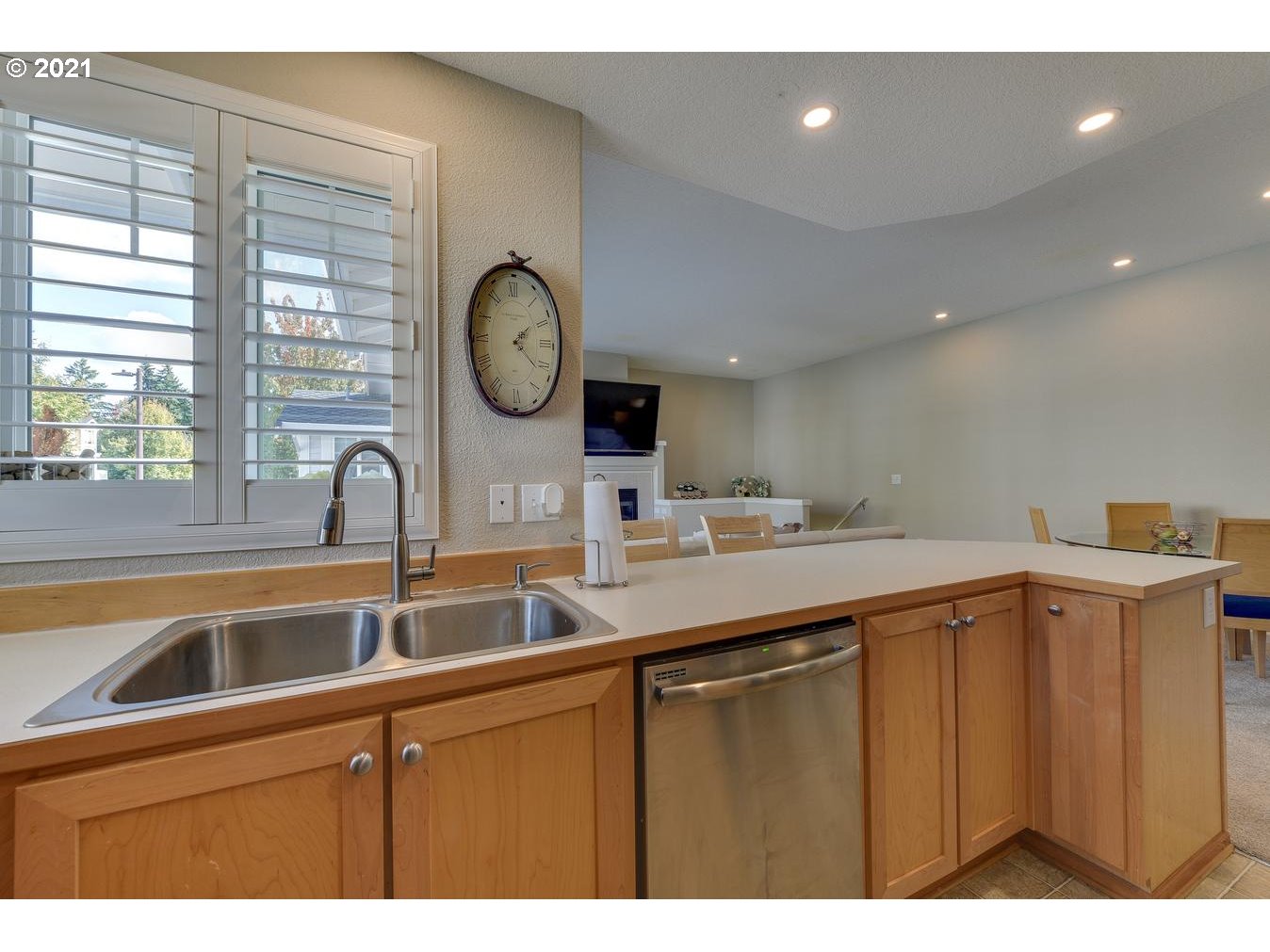 14635 Southwest Beard Road, Unit 203 Beaverton, OR 97007 - Photo 17 of 28 Gallery Image 17