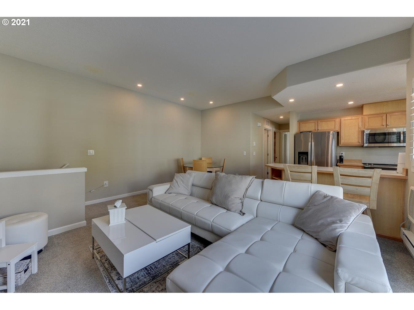 14635 Southwest Beard Road, Unit 203 Beaverton, OR 97007 - Photo 9 of 28 Gallery Image 9