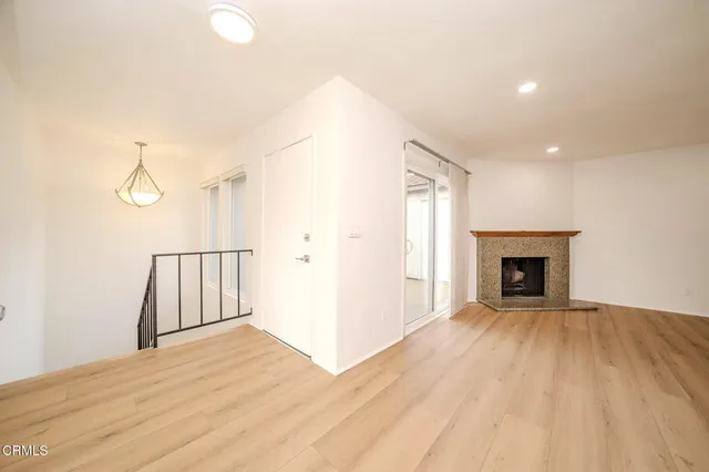 $575,000 | 15550 Crestview Lane, Unit 50, Granada Hills, CA 91344