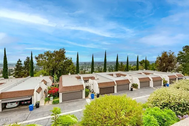 $575,000 | 15550 Crestview Lane, Unit 50, Granada Hills, CA 91344