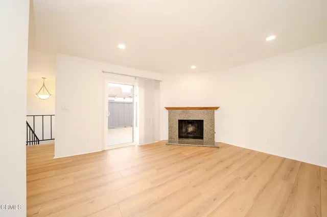 $575,000 | 15550 Crestview Lane, Unit 50, Granada Hills, CA 91344