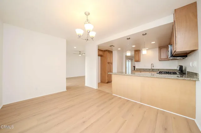 $575,000 | 15550 Crestview Lane, Unit 50, Granada Hills, CA 91344